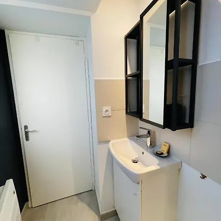 The Edgard Cocoon In The Heart Of Les Halles 투르