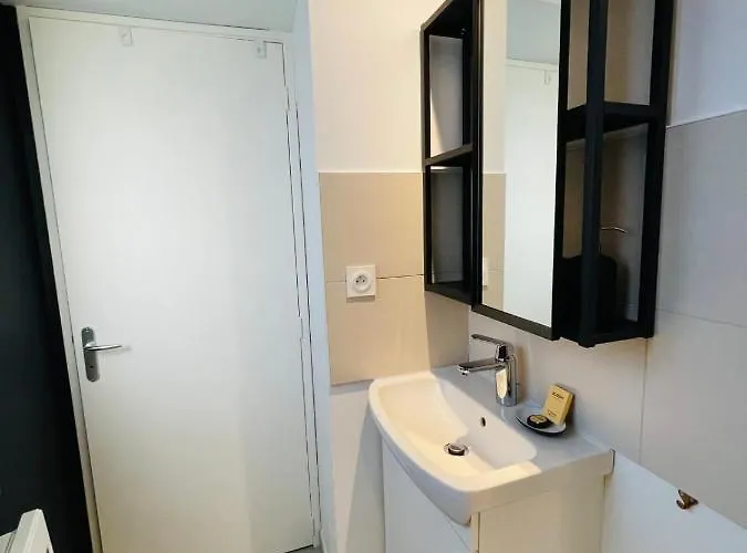 The Edgard Cocoon In The Heart Of Les Halles Tours